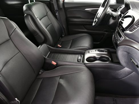 Used 2023 Honda Passport EX-L image 44