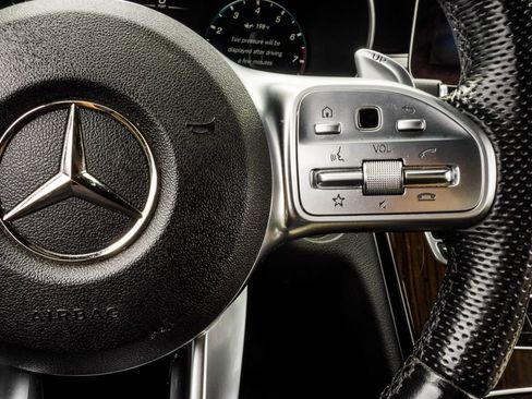 Used 2022 Mercedes-Benz C 43 AMG 4MATIC Cabriolet image 29