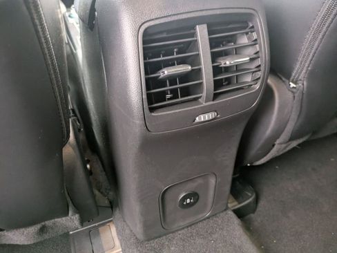 New 2024 Ford Escape SE image 40