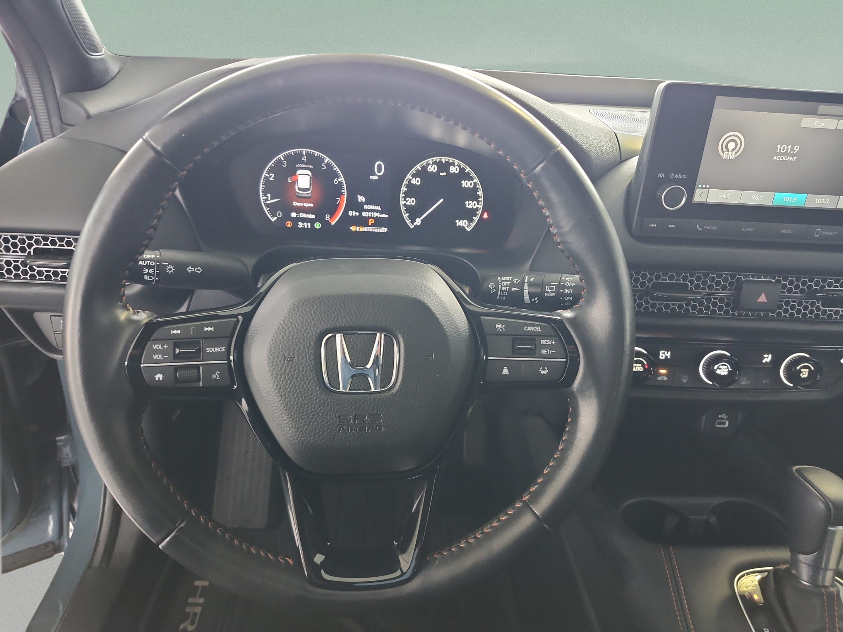 Used 2024 Honda HR-V Sport image 11