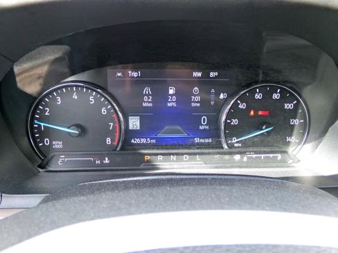 Used 2023 Ford Explorer Limited image 9