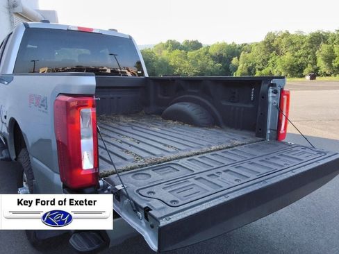 Used 2024 Ford F250 XLT w/ FX4 Off-Road Package AWD/4WD image 15