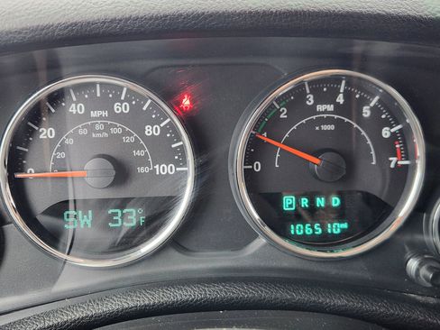 Used 2016 Jeep Wrangler Unlimited Sport w/ Quick Order Package 24S image 32