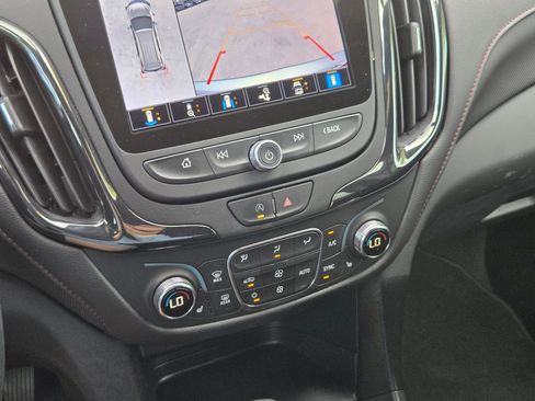 Certified 2024 Chevrolet Equinox RS image 19