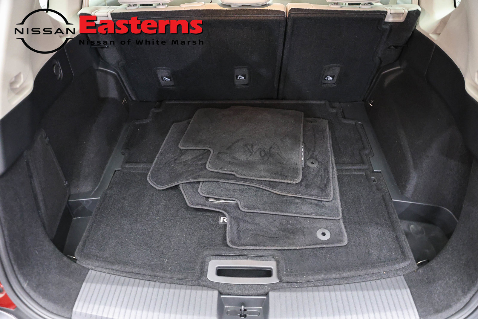 Used 2023 Nissan Rogue SL AWD/4WD image 9