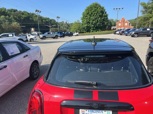 Used 2023 MINI Cooper S FWD image 5