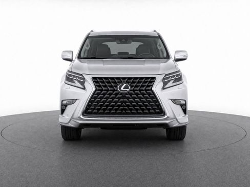 Used 2023 Lexus GX 460 Luxury w/ Sport Design Package AWD/4WD image 5