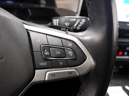 Used 2024 Volkswagen Atlas SEL Premium R-Line AWD/4WD image 23