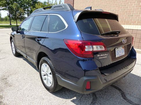 Used 2018 Subaru Outback 2.5i Premium AWD/4WD image 7