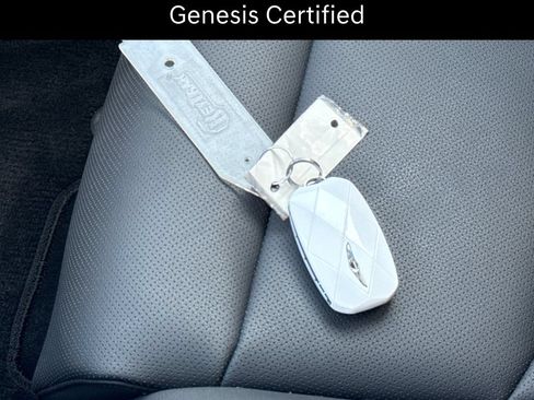 Certified 2026 Genesis GV70 2.5T AWD/4WD image 28