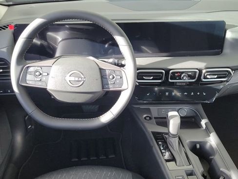 New 2026 Nissan Sentra SV image 7