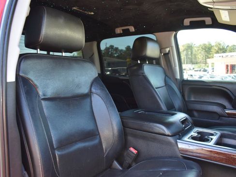 Used 2017 GMC Sierra 1500 SLT w/ Max Trailering Package image 30