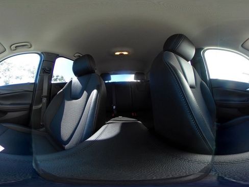 Used 2025 Buick Encore GX Preferred image 42