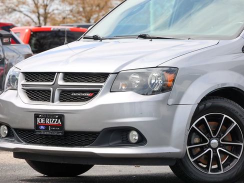 Used 2019 Dodge Grand Caravan GT FWD image 13