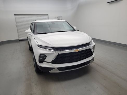 Used 2024 Chevrolet Blazer LT w/ Convenience Package FWD image 14