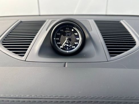 New 2026 Porsche Macan S image 24