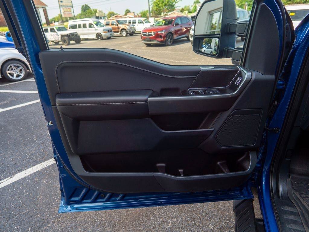 Used 2022 Ford F150 XLT w/ Equipment Group 302A High AWD/4WD image 18