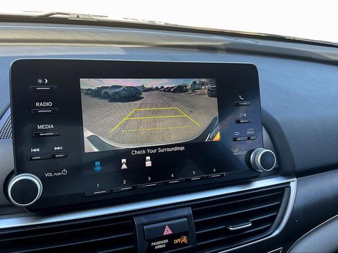 Used 2019 Honda Accord LX image 20