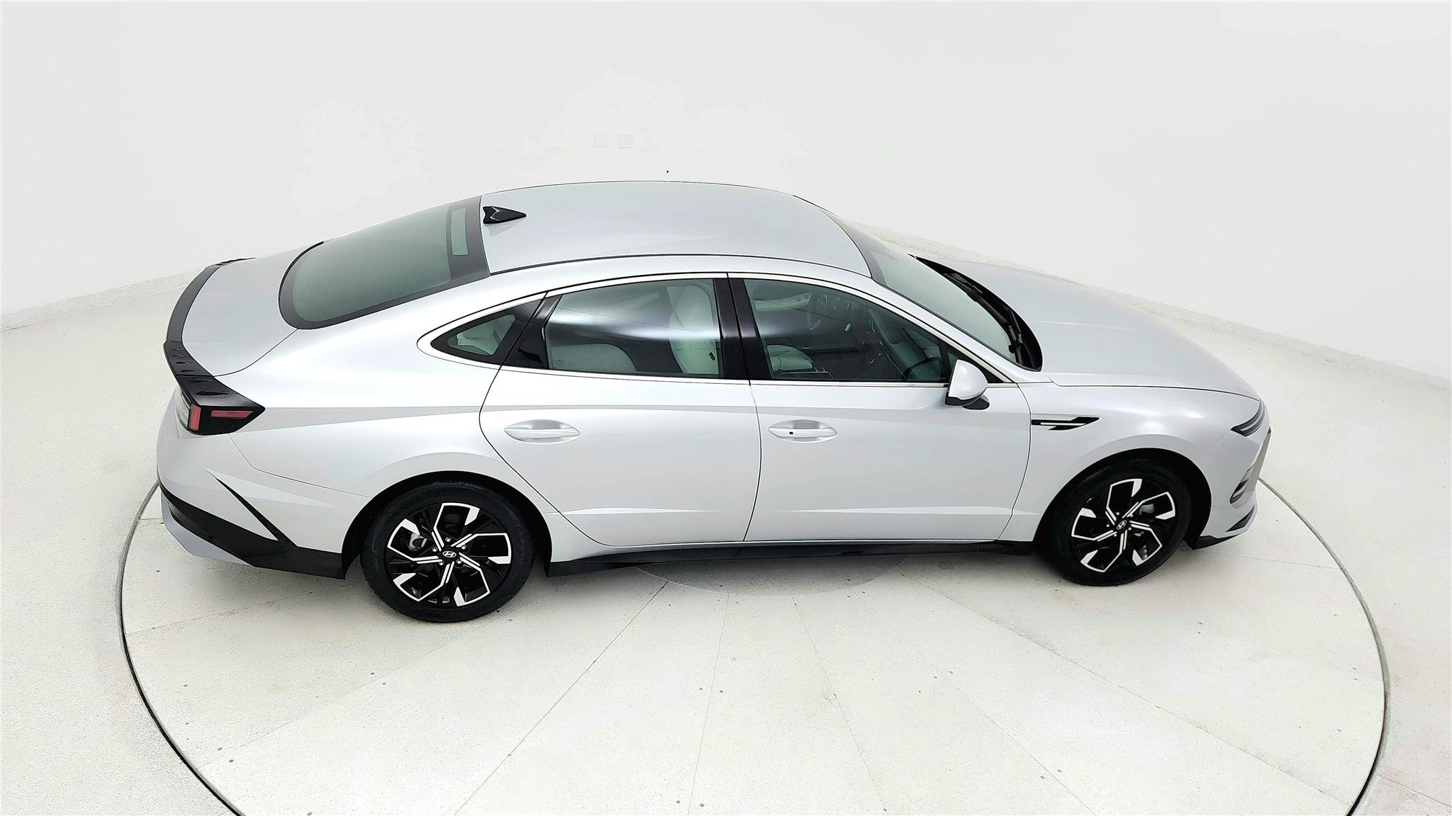 Used 2024 Hyundai Sonata SEL FWD image 18
