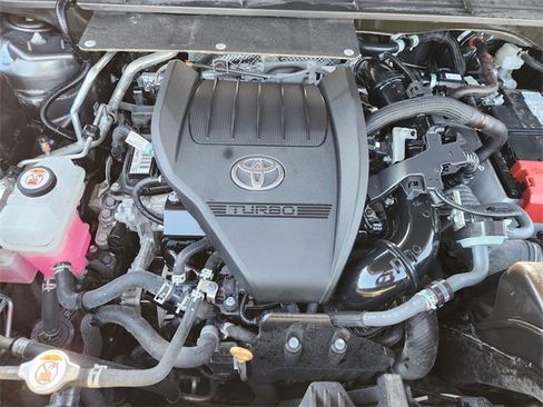 Certified 2024 Toyota Highlander LE image 22