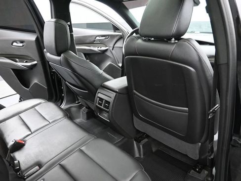 Used 2022 Cadillac XT4 Sport w/ Safety Alert Package FWD image 10