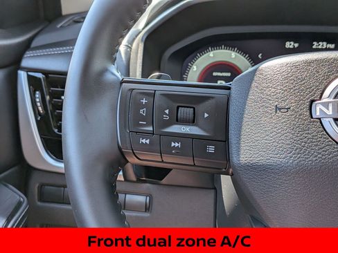 Certified 2025 Nissan Rogue SL w/ Tech Package AWD/4WD image 17
