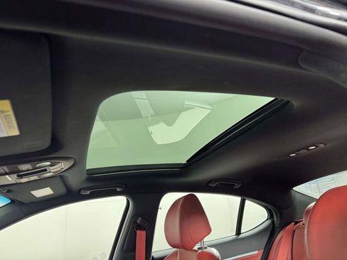 Used 2023 Genesis G70 3.3T w/ Sport Advanced Package image 32