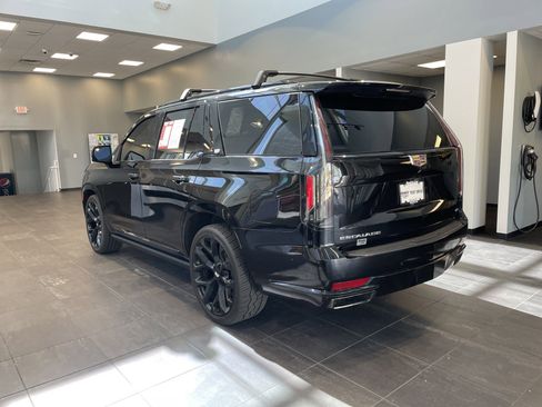 Used 2021 Cadillac Escalade Sport Platinum image 8
