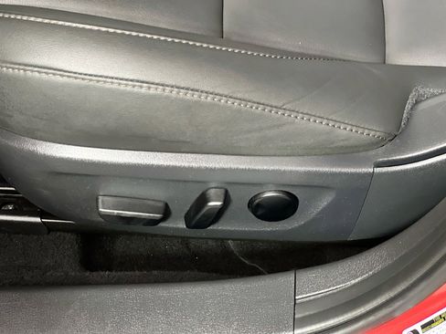 Used 2019 MAZDA MAZDA3 Sedan w/ Preferred Package image 15