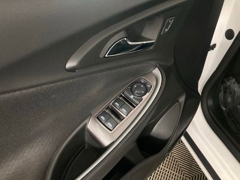 Used 2024 Chevrolet Malibu LT image 13