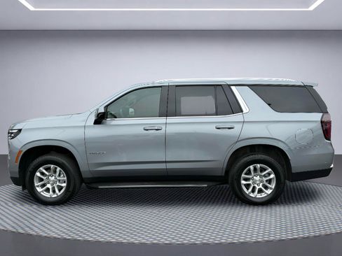 Used 2025 Chevrolet Tahoe LT AWD/4WD image 3