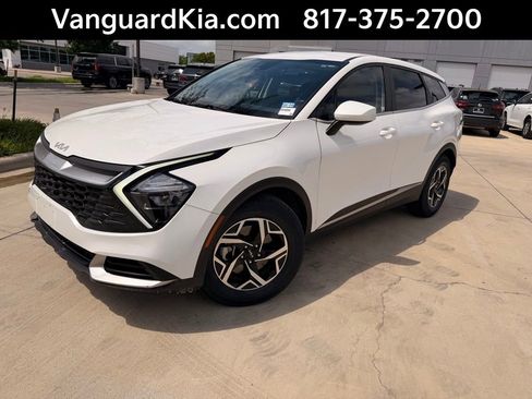 Certified 2023 Kia Sportage LX image 1