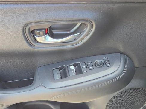 Certified 2024 Honda HR-V LX image 24