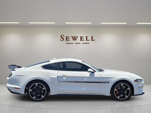 Used 2020 Ford Mustang GT Premium w/ Equipment Group 401A RWD image 6