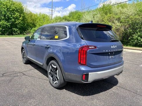 Used 2023 Kia Telluride S w/ S Sunroof Package AWD/4WD image 3