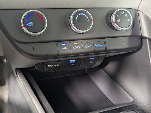 New 2026 Hyundai Elantra SE image 19