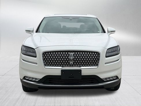 Used 2023 Lincoln Nautilus Reserve w/ Equipment Group 202A AWD/4WD image 2