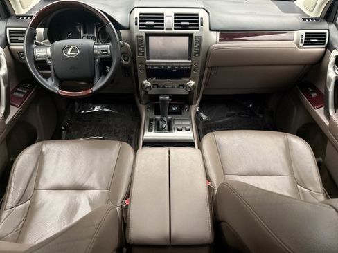 Used 2016 Lexus GX 460 w/ Premium Package AWD/4WD image 14