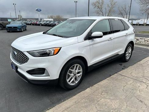 Certified 2023 Ford Edge SEL image 4