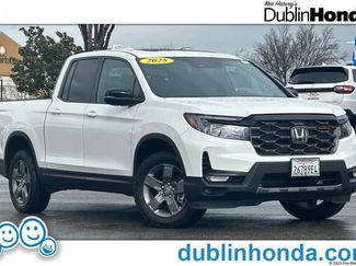 Used 2025 Honda Ridgeline TrailSport video 1