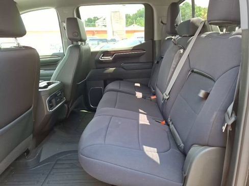 Used 2022 GMC Sierra 1500 SLT w/ SLT Premium Plus Package AWD/4WD image 29