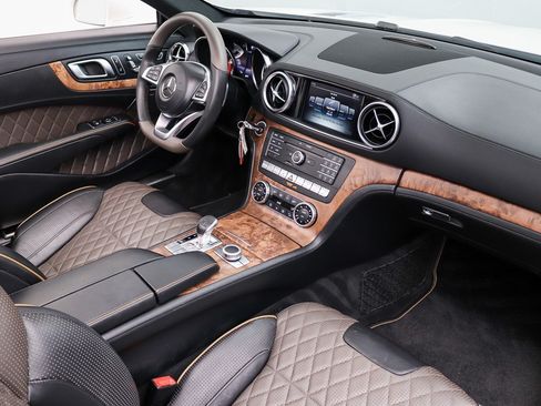 Used 2020 Mercedes-Benz SL 450 image 30