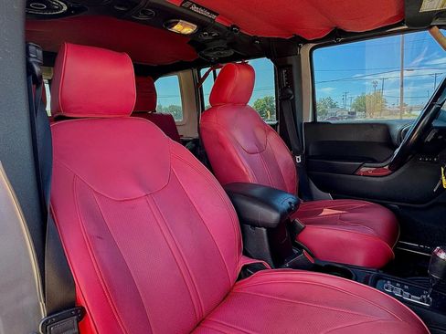 Used 2017 Jeep Wrangler Unlimited Sport w/ Quick Order Package 24S image 25