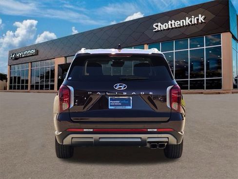 Used 2023 Hyundai Palisade Limited w/ Cargo Package image 7