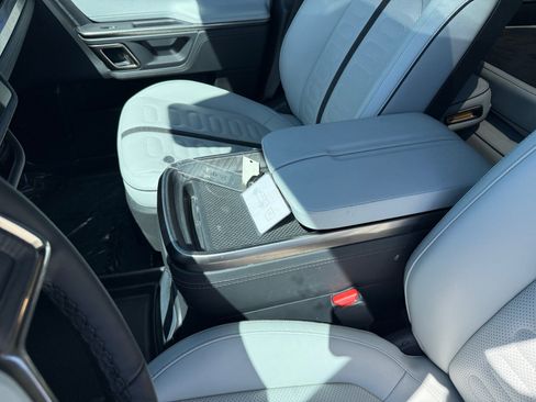 Used 2024 Rivian R1S Adventure AWD/4WD image 14