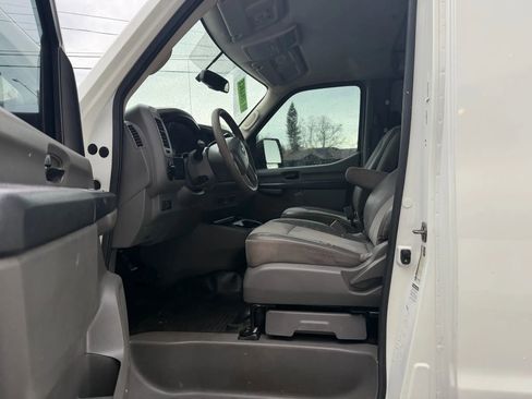 Used 2017 Nissan NV 2500 S w/ Power Basic Package RWD image 11