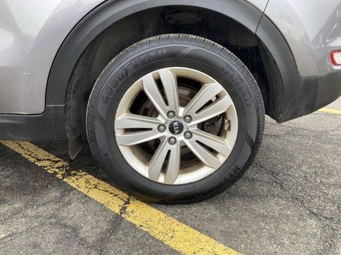 Used 2017 Kia Sportage LX w/ LX Popular Package image 21