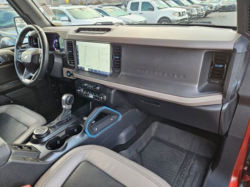 Used 2024 Ford Bronco Wildtrak image 36