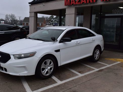 Used 2014 Ford Taurus Police Interceptor AWD image 8