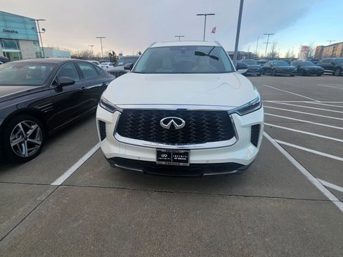 Certified 2022 INFINITI QX60 Luxe image 2